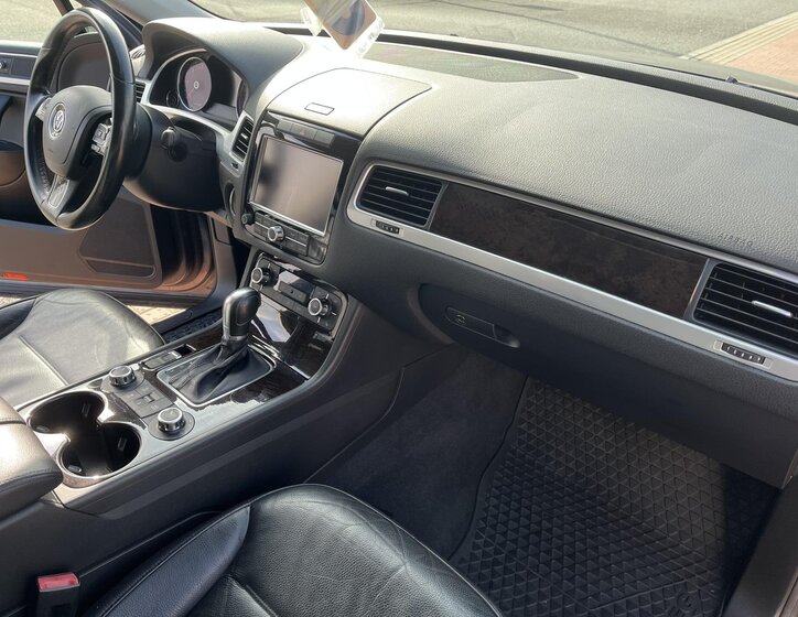 Volkswagen Touareg SUV 3,0 l 176 kw