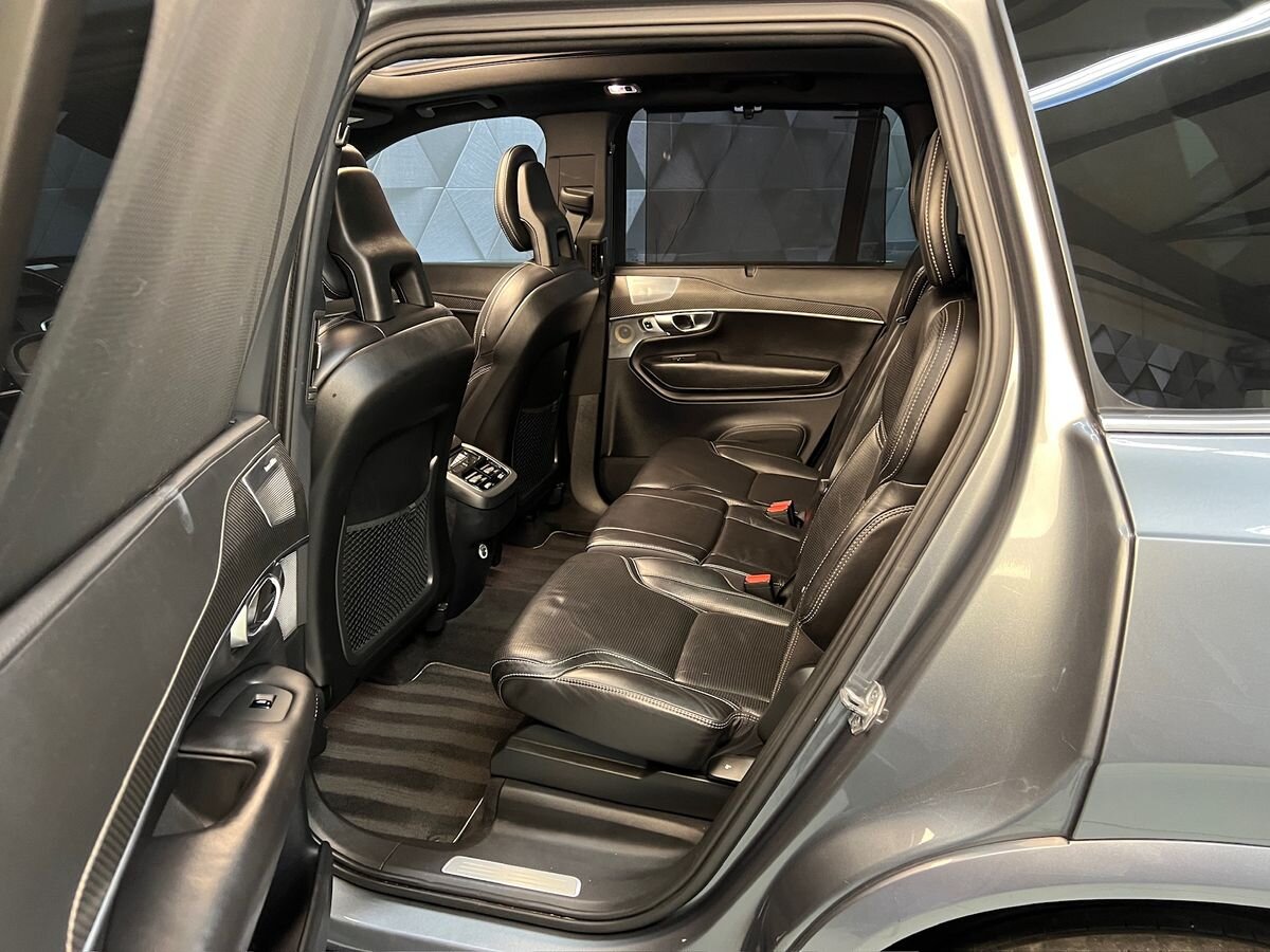 Volvo XC90 SUV / Terénní 2,0 l 177 kw