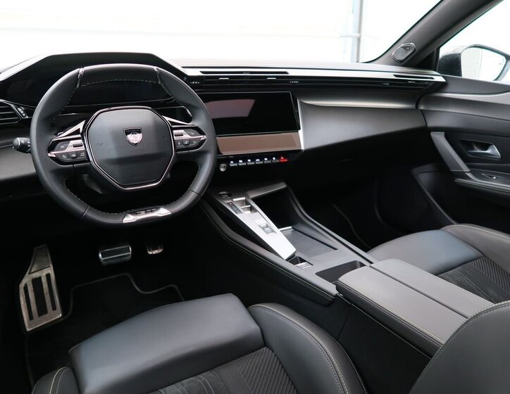 Peugeot 308 Kombi 1,2 l 100 kw