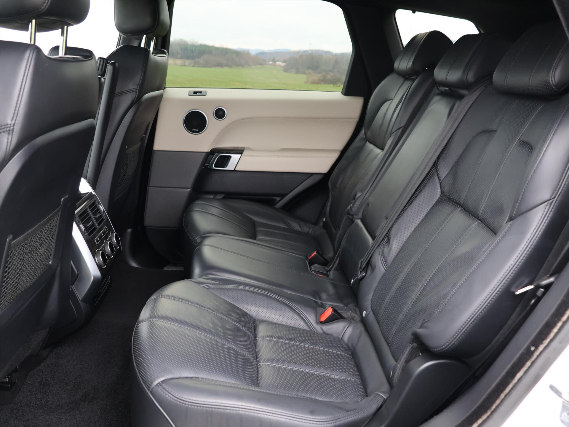 Land Rover Range Rover Sport SUV 3,0 l 215 kw