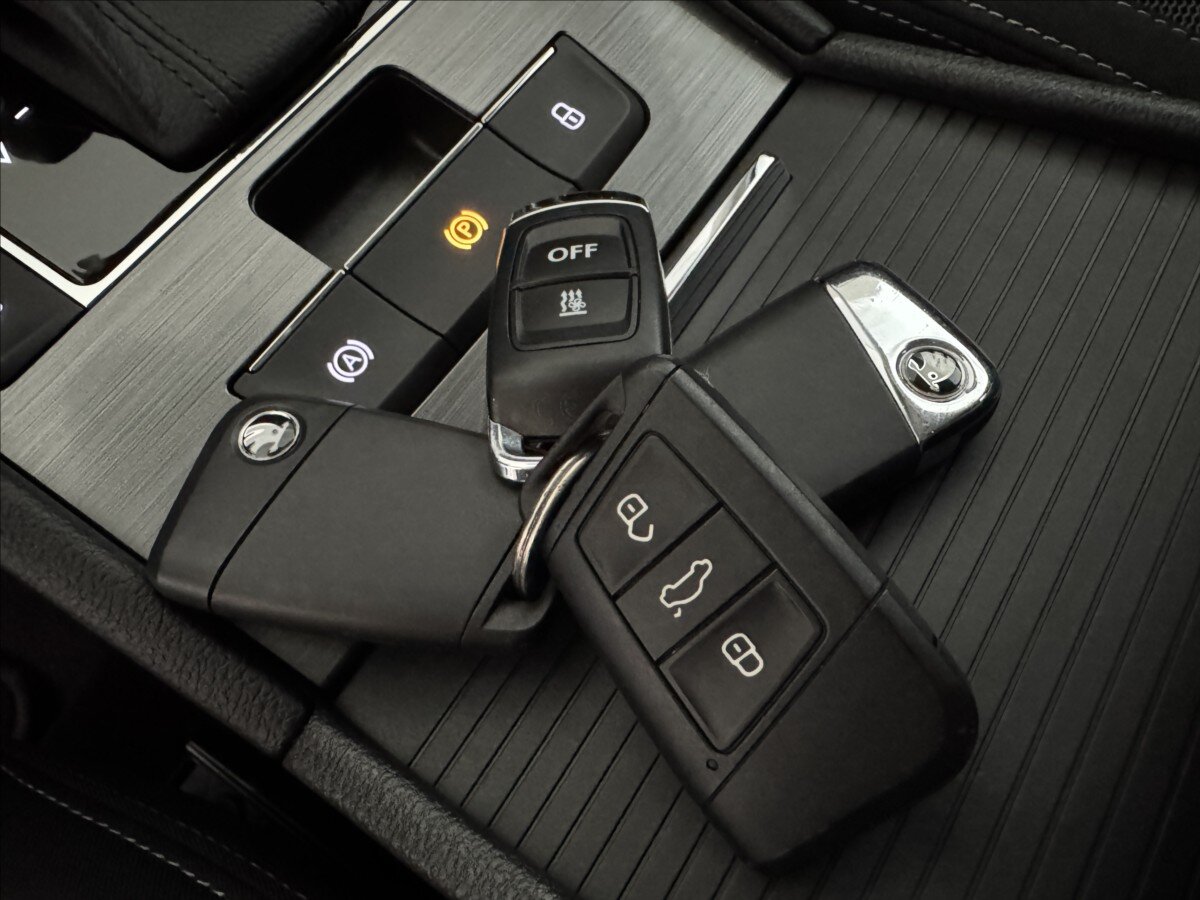 Škoda Superb Kombi 1,4 l 160 kw