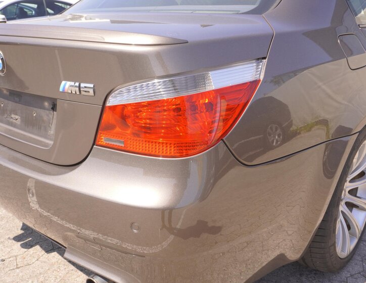 BMW M5 Sedan 5,0 l 373 kw