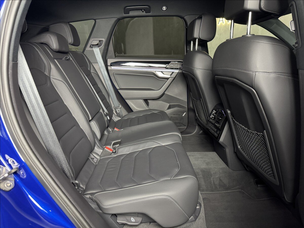 Volkswagen Touareg SUV / Terénní 3,0 l 170 kw