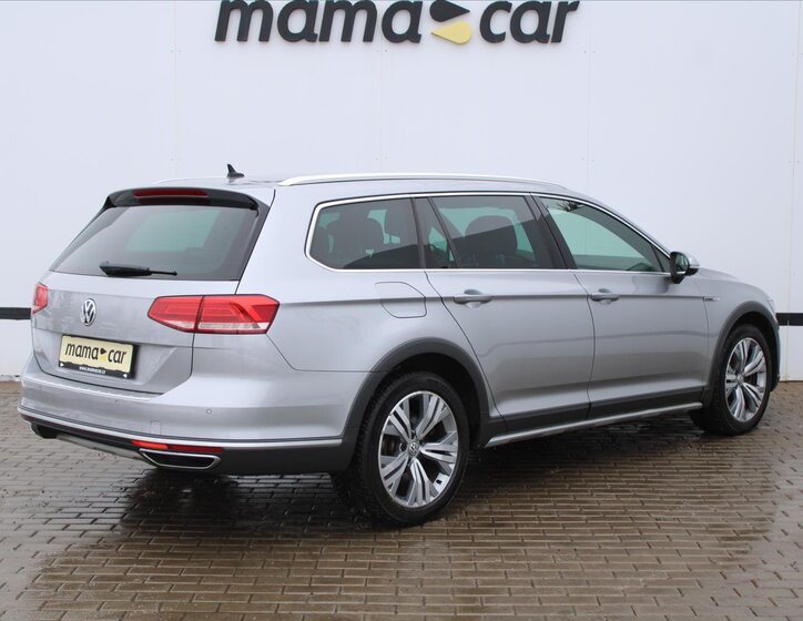 Volkswagen Passat Kombi 2,0 l 176 kw