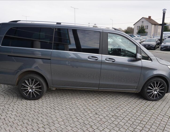 Mercedes-Benz Třídy V 4
