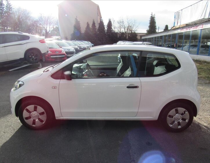 Volkswagen up! 7