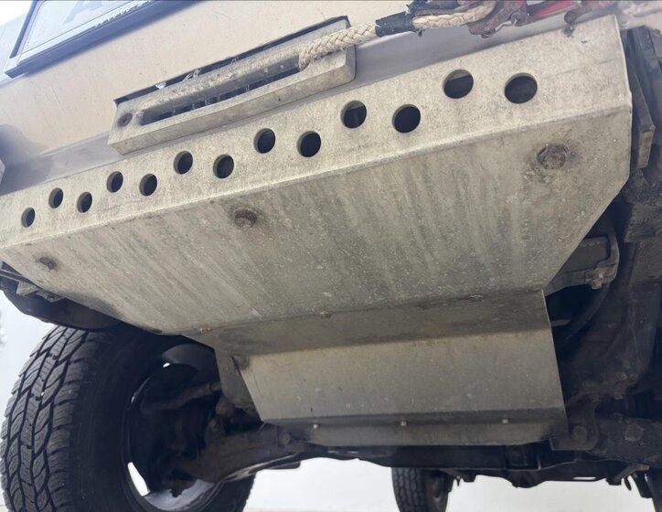 Toyota Land Cruiser SUV / Terénní 4,2 l 150 kw