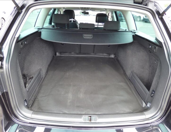 Volkswagen Passat 51