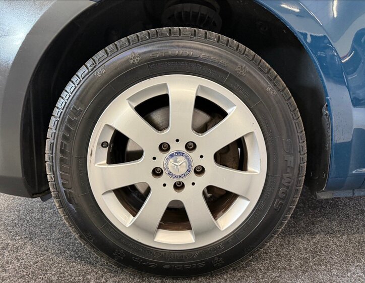 Mercedes-Benz Vito 22