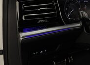 Volkswagen Touareg 8