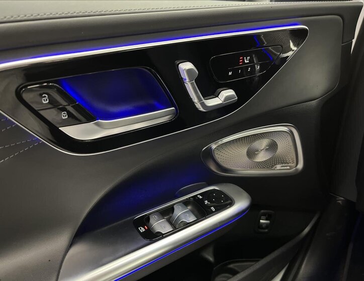 Mercedes-Benz Třídy C 12