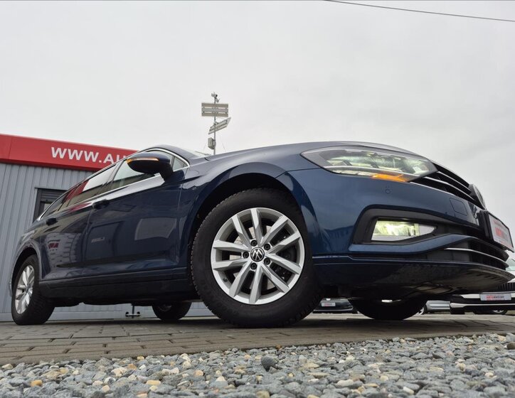 Volkswagen Passat Kombi 2,0 l 110 kw