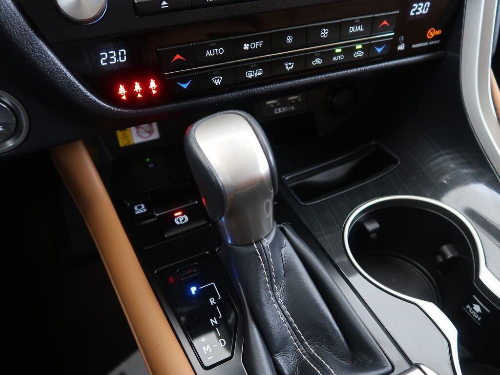 Lexus RX 300 SUV 2,0 l 175 kw