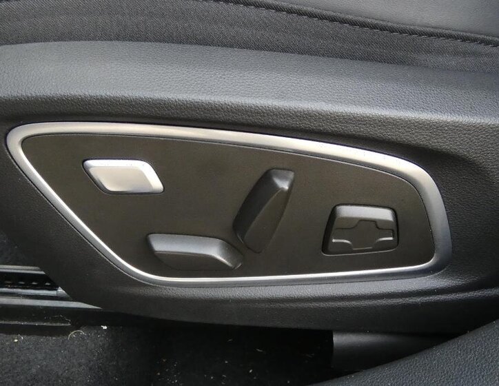 Renault Austral SUV / Terénní 1,3 l 116 kw