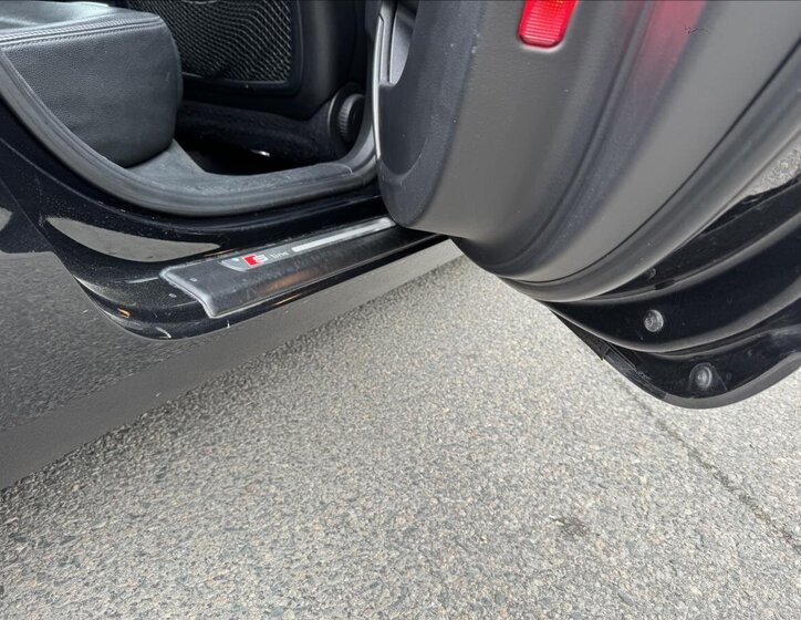 Audi A6 Kombi 3,0 l 176 kw