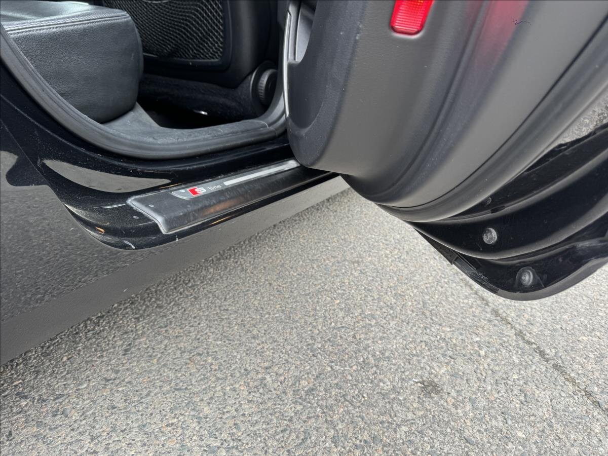 Audi A6 Kombi 3,0 l 176 kw