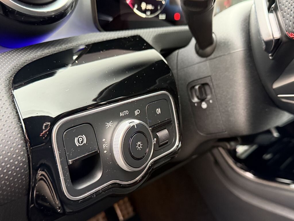 Mercedes-Benz CLA Sedan / Limuzína 2,0 l 110 kw