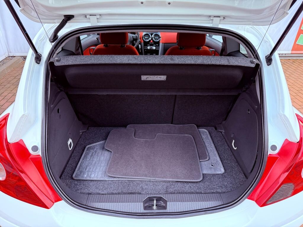 Opel Corsa Hatchback 1,2 l 63 kw