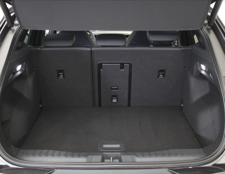 Ford Explorer SUV 10,0 250 kw