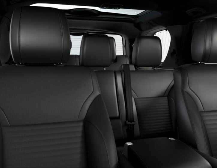 Land Rover Discovery 5