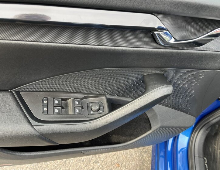 Škoda Octavia Sedan / Limuzína 1,5 l 110 kw