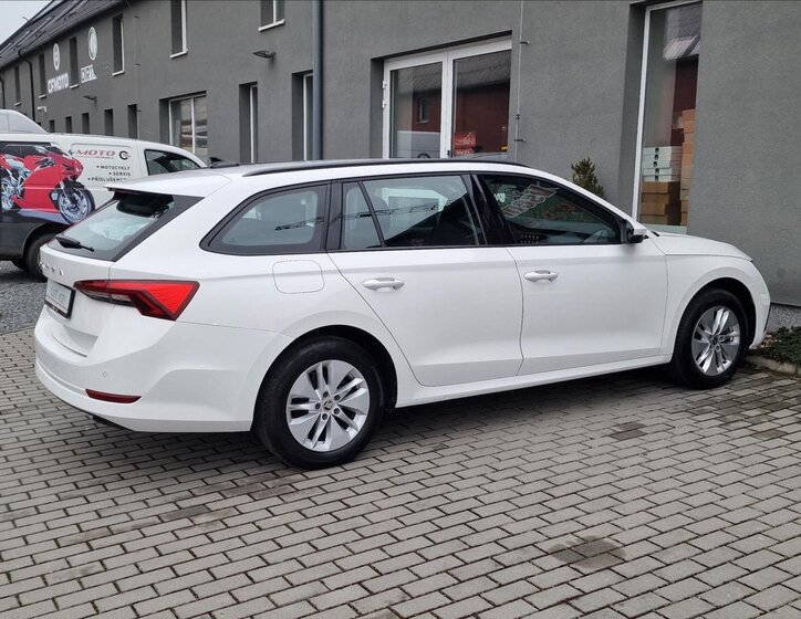 Škoda Octavia Kombi 2,0 l 85 kw