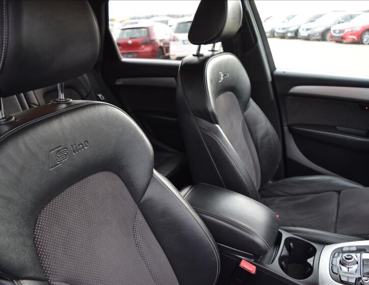 Audi Q5 SUV / Terénní 3,0 l 180 kw