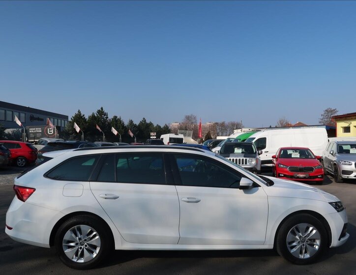 Škoda Octavia Kombi 2,0 l 85 kw