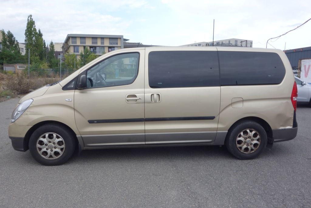 Hyundai H 1