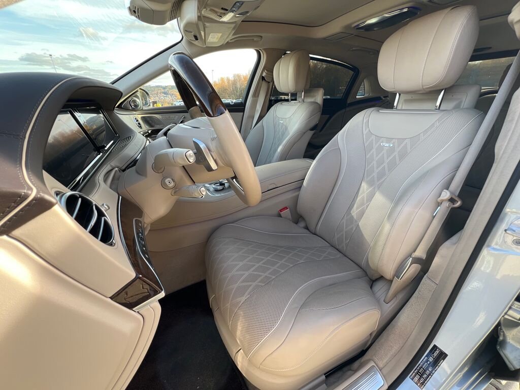 Mercedes-Benz Třídy S Sedan / Limuzína 6,0 l 390 kw