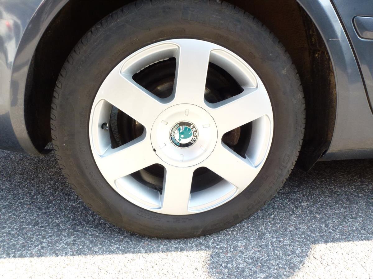 Škoda Octavia Kombi 1,8 l 118 kw