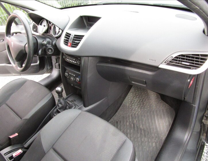 Peugeot 207 Hatchback 1,4 l 70 kw