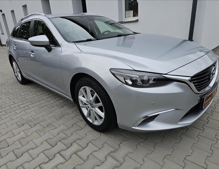 Mazda 6 4