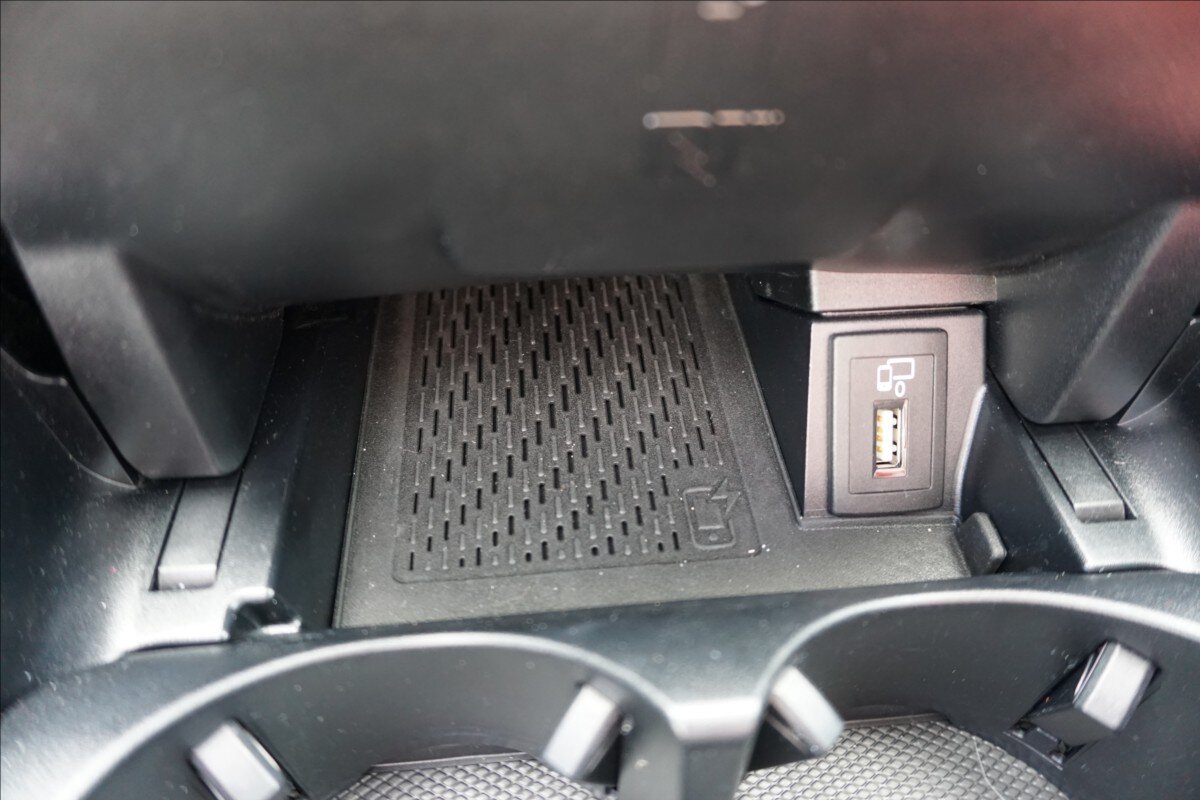 Mercedes-Benz Třídy C Kabriolet 2,0 l 190 kw