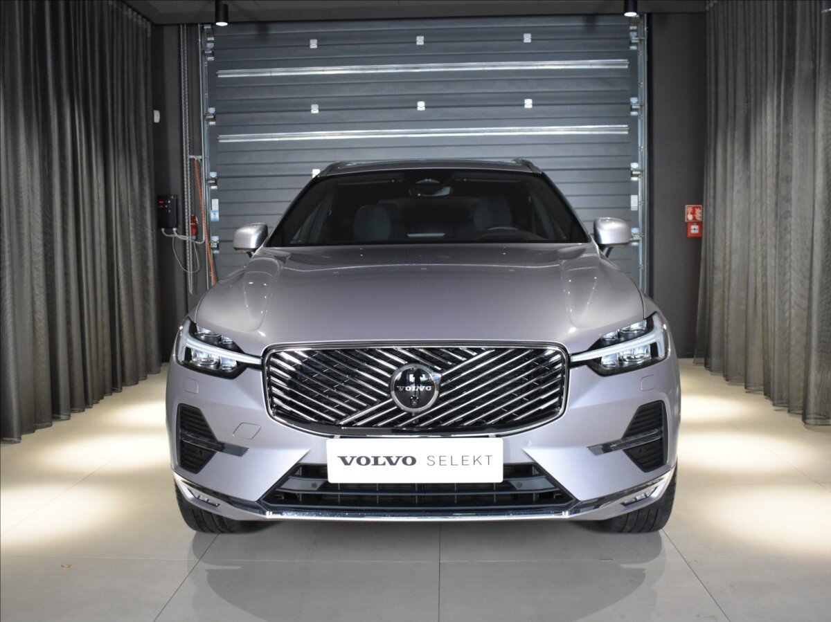 Volvo XC60 SUV / Terénní 2,0 l 184 kw