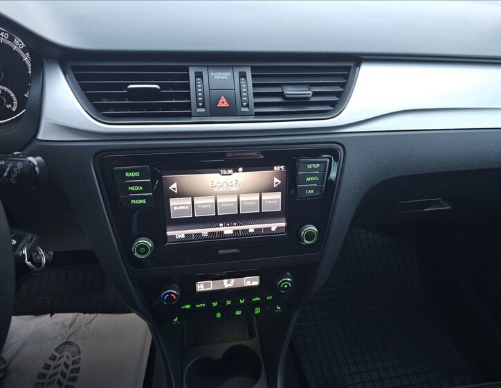 Škoda Rapid Hatchback 999,0 81 kw