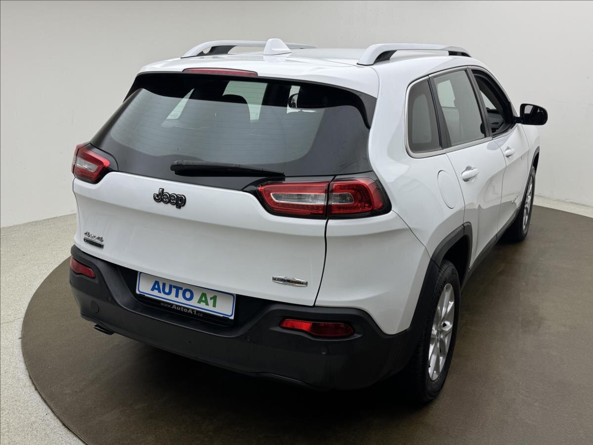 Jeep Cherokee SUV 2,0 l 103 kw