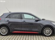 KIA Rio 8