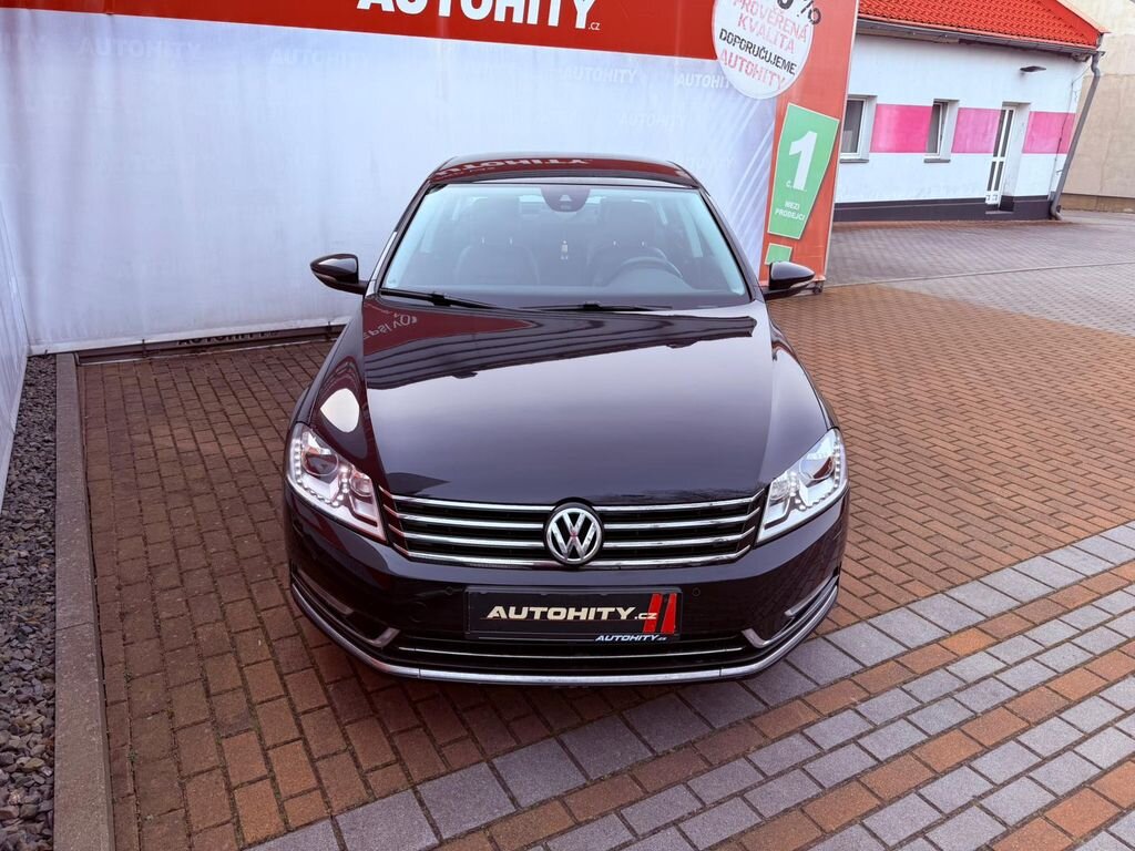 Volkswagen Passat Sedan / Limuzína 2,0 l 130 kw