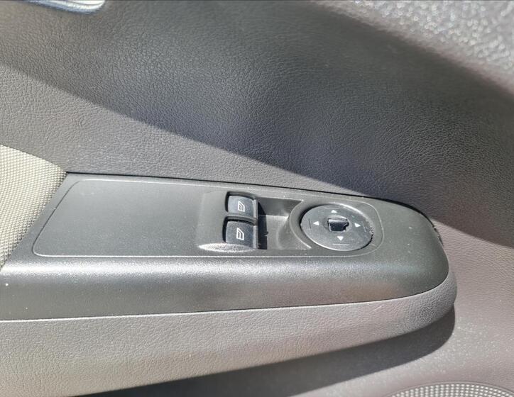 Ford Tourneo Courier 17