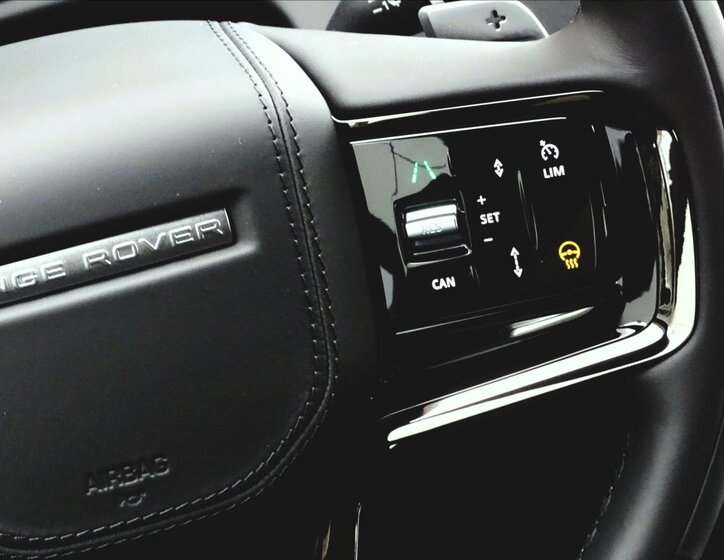 Land Rover Range Rover Velar SUV / Terénní 2,0 l 297 kw