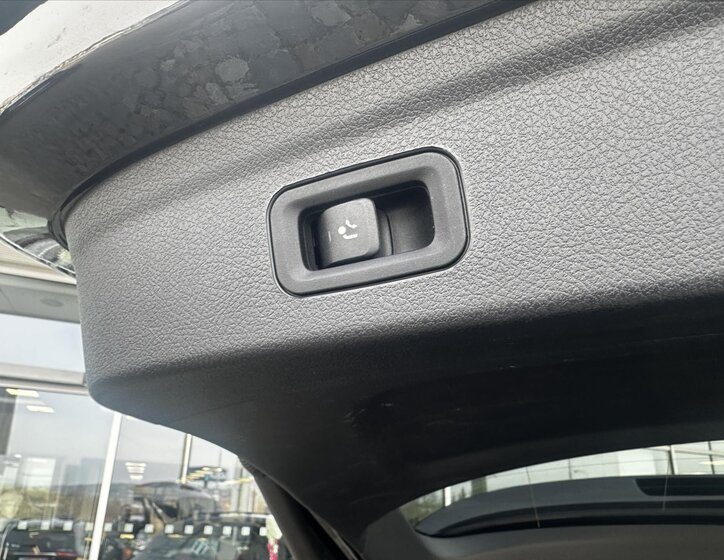 Mercedes-Benz GLE SUV / Terénní 2,0 l 143 kw