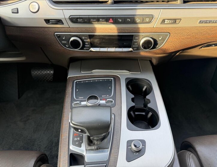 Audi Q7 SUV / Terénní 3,0 l 200 kw