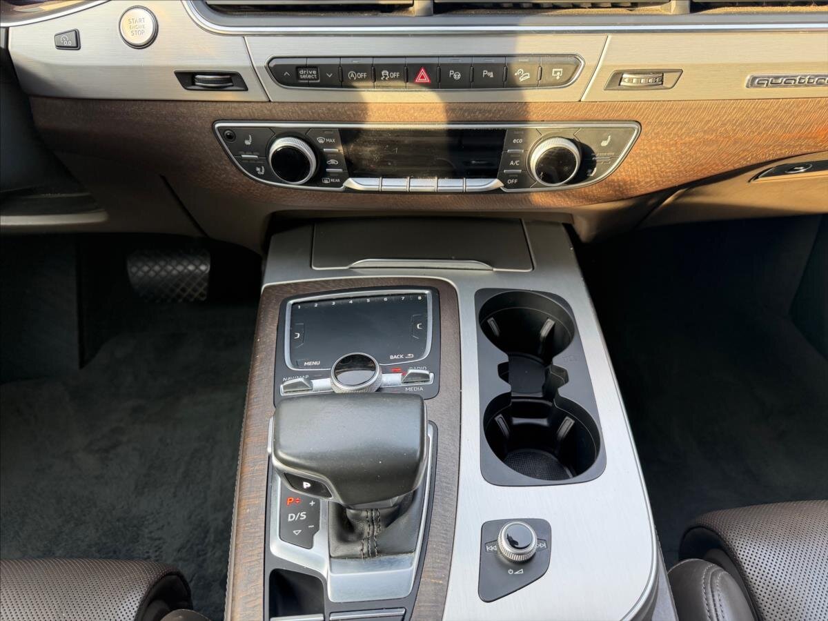 Audi Q7 SUV / Terénní 3,0 l 200 kw
