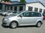 Volkswagen Touran 1