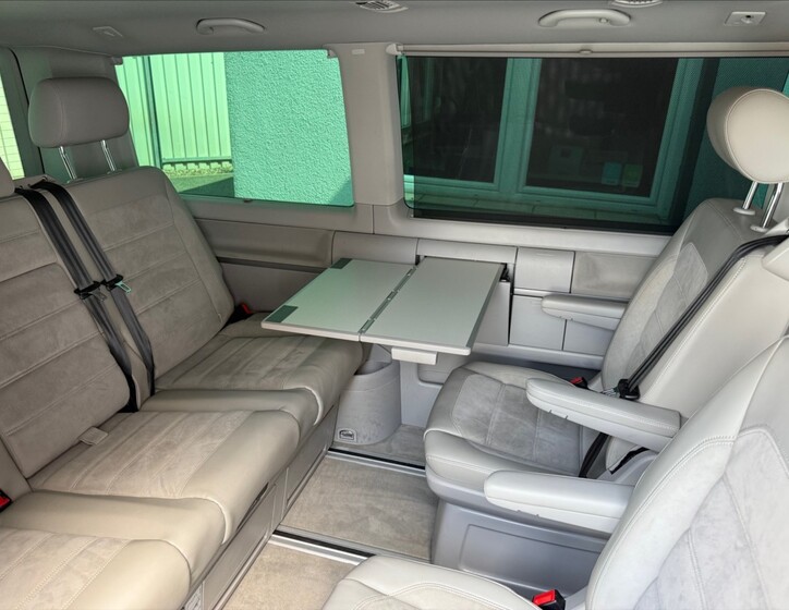 Volkswagen Multivan 24