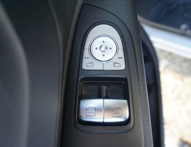 Mercedes-Benz Vito VAN-Minibus 2,1 l 120 kw