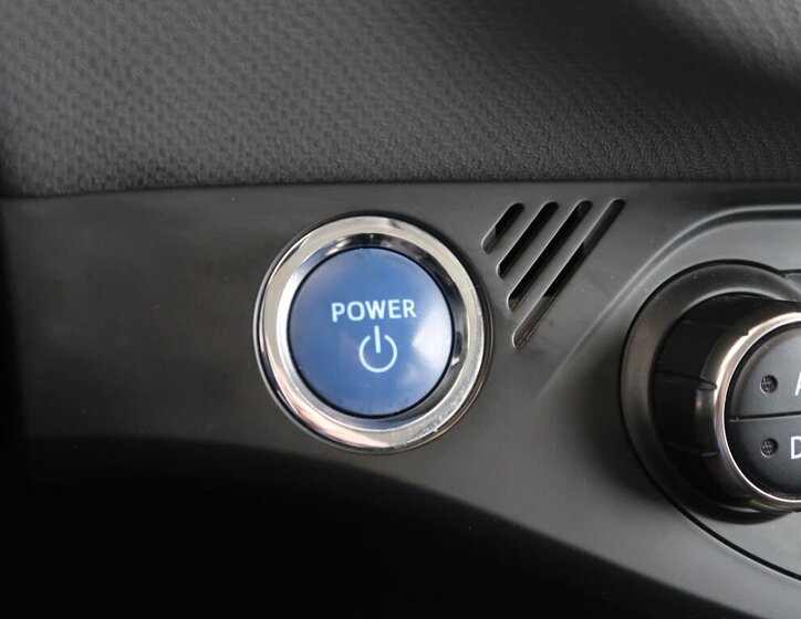 Toyota Yaris Hatchback 1,5 l 54 kw