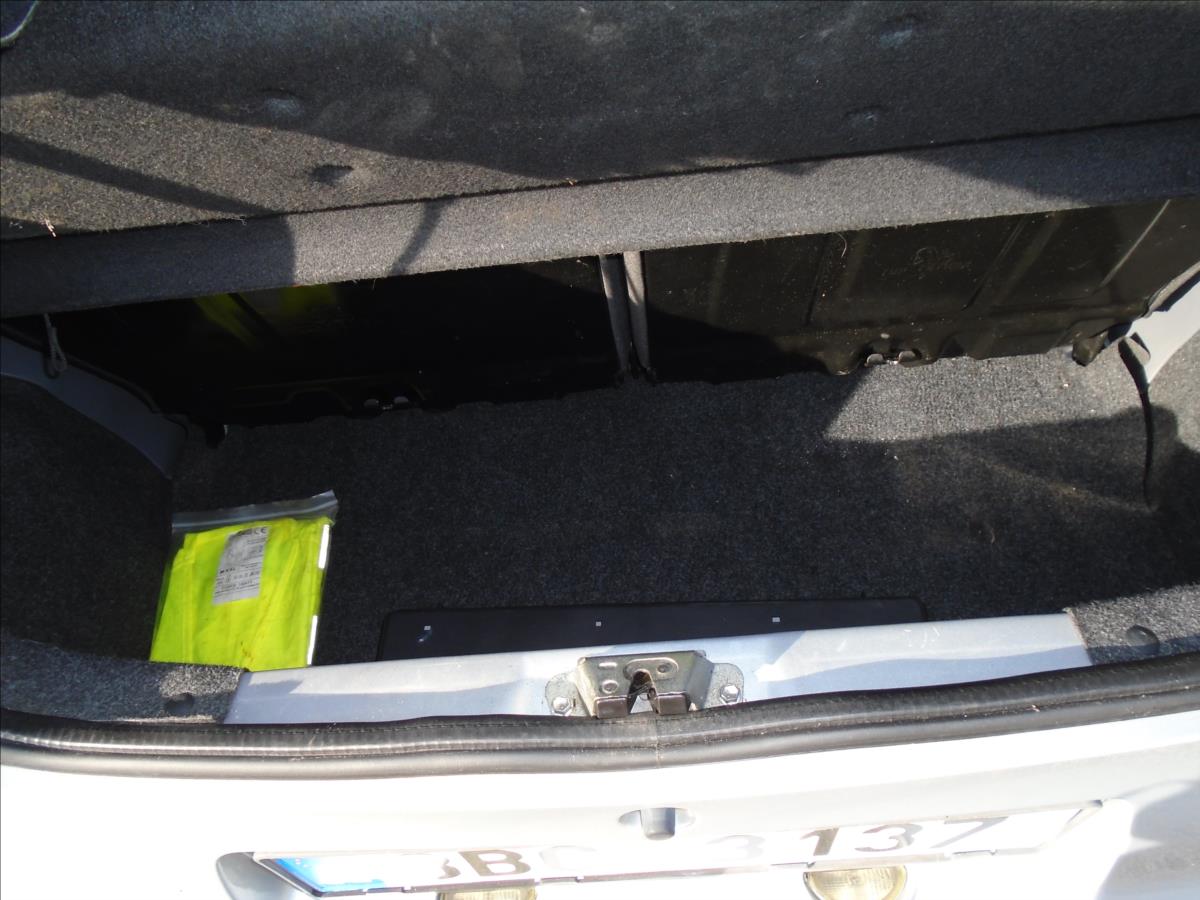 Toyota Aygo Hatchback 998,0 50 kw