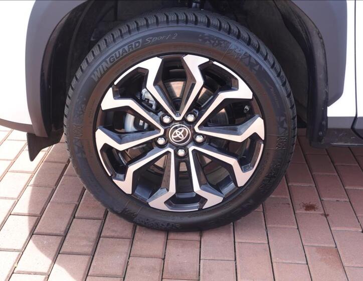 Toyota Yaris Cross 7